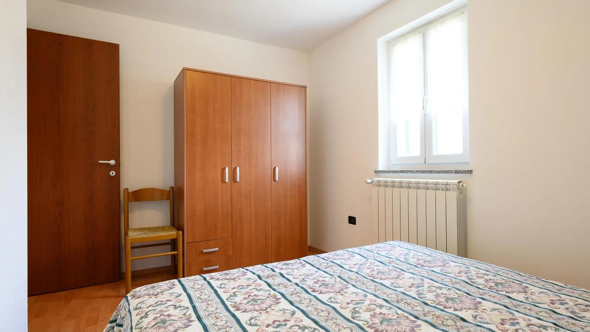 Apartments With Swimming Pool Casa Rossa 0*, Umag Croatia