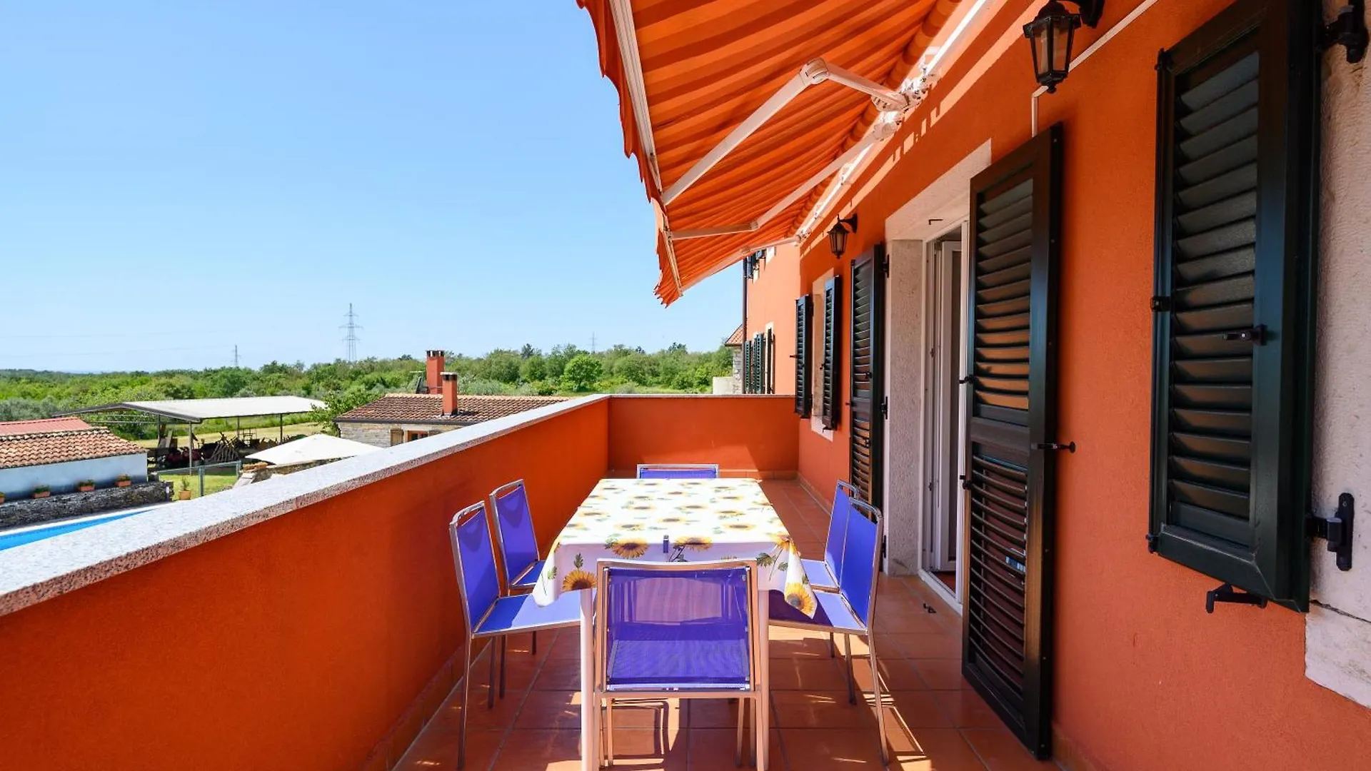 Apartments With Swimming Pool Casa Rossa