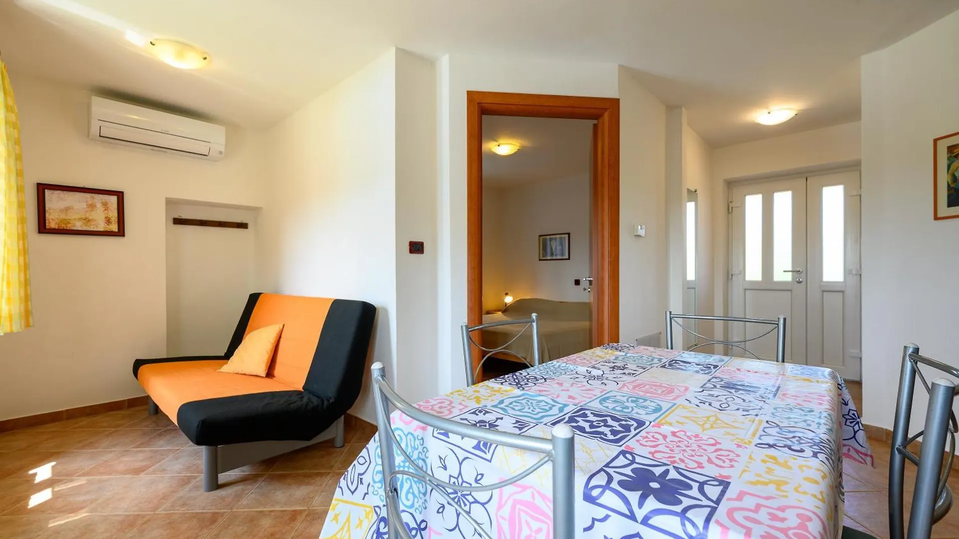 Apartments With Swimming Pool Casa Rossa Croatia