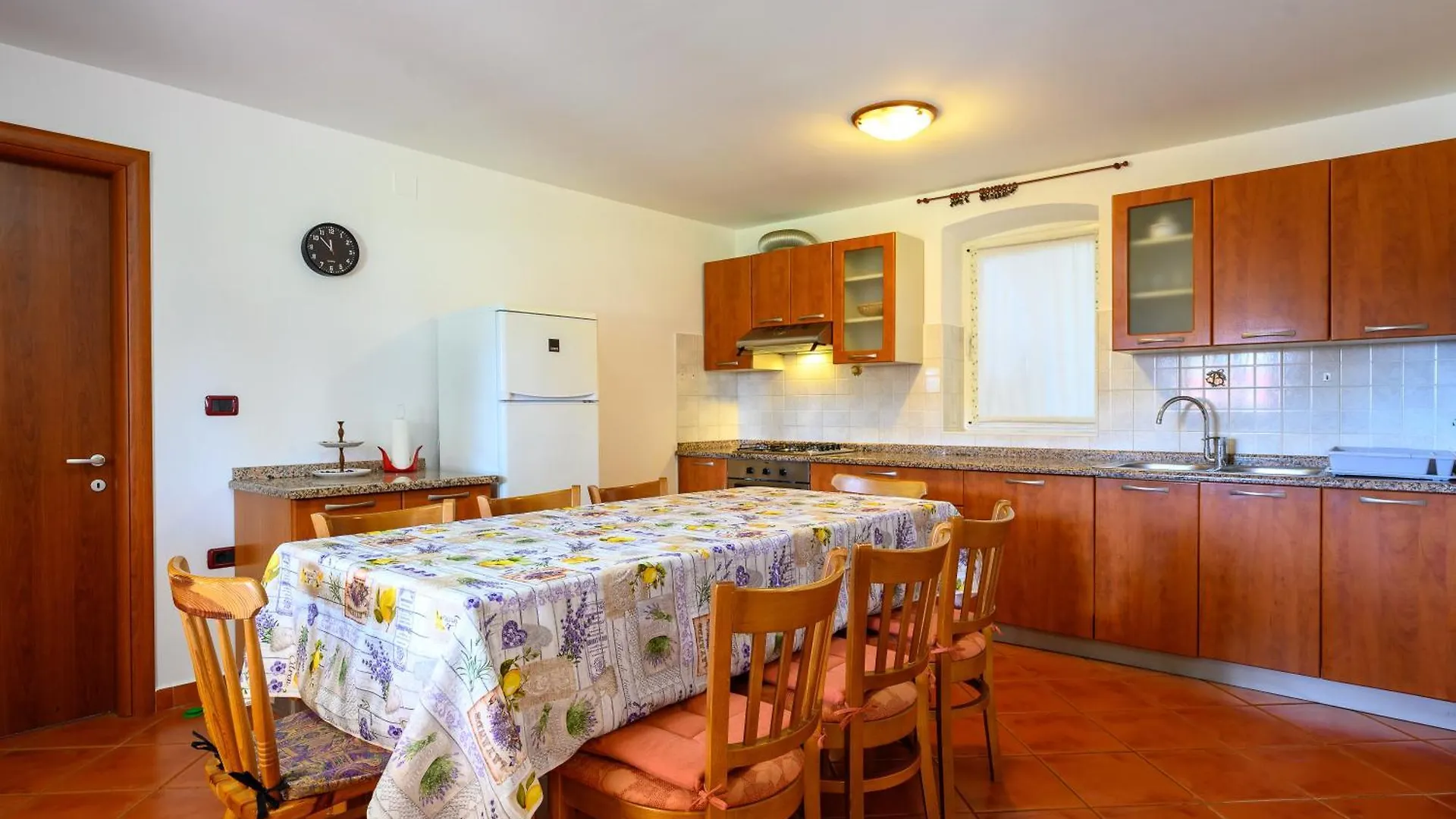 Apartments With Swimming Pool Casa Rossa