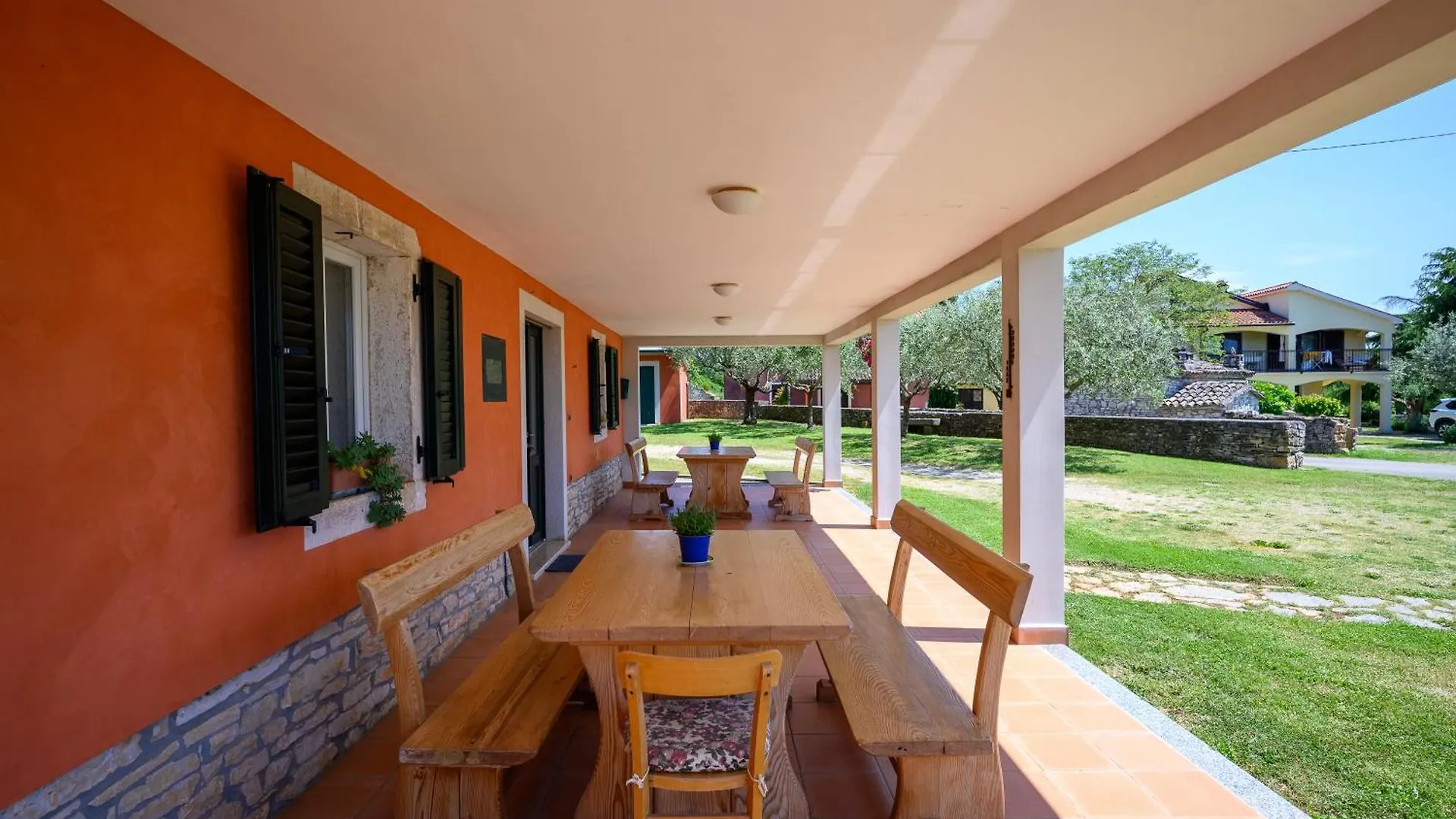 Apartments With Swimming Pool Casa Rossa Umag Kroatië